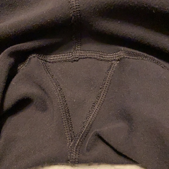 Lululemon Yoga Cropped Pants - Picture 2 of 12